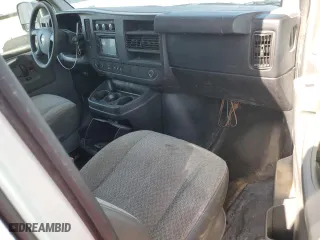 2012 Chevrolet Express Passenger 1LT with VIN 1GAZG1FG4C1122994, listed as a Copart auction lot 85922924 with 171,161 mi miles and Salvage Title. Bid and sale history available at carsss.com. Image 8.