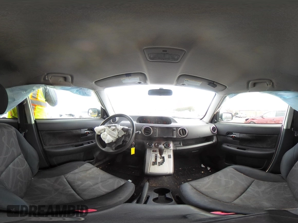 2015 Scion xB with VIN JTLZE4FE3FJ075012, listed as a IAAI auction lot 41902180 with 88,104 mi miles. Bid and sale history available at carsss.com. Image 19.