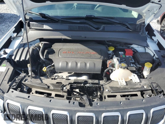 2022 Jeep Compass Latitude с VIN 3C4NJDBBXNT122058, выставлен на аукционе Copart как лот 61243605 с пробегом 48 772 миль миль и Списание • Salvage title. История ставок и продаж доступна на DreamBid. Изображение 12.