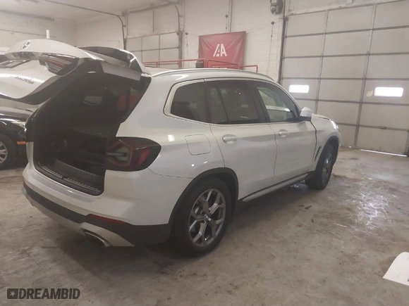 2022 BMW X3 xDrive30i with VIN 5UX53DP09N9K90248, listed as a IAAI auction lot 41355667 with 59913 miles. Bid and sale history available at carsss.com. Image 4.
