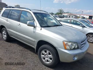 2003 Toyota Highlander z VIN JTEHF21A130116456, wystawiony jako IAAI lot #42564142 z przebiegiem 153 859 mil mil oraz . Historia ofert i sprzedaży dostępna na DreamBid. Obrazek 1.