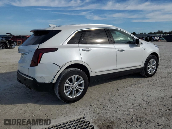 2022 Cadillac XT5 FWD Luxury with VIN 1GYKNAR41NZ178826, listed as a Copart auction lot 42780595 with 6,540 mi miles and Salvage title. Bid and sale history available at DreamBid. Image 3.