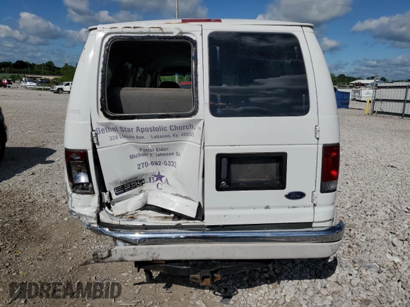 2004 Ford Econoline Passenger XL z VIN 1FBSS31S94HA00322, wystawiony jako Copart lot #57285255 z przebiegiem 224 341 mil mil oraz Szkoda całkowita • Salvage title. Historia ofert i sprzedaży dostępna na DreamBid. Obrazek 6.