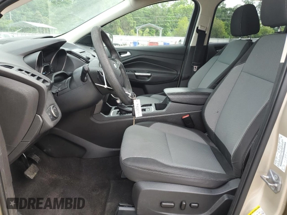 2017 Ford Escape SE z VIN 1FMCU0GDXHUE24683, wystawiony jako Copart lot #55421005 z przebiegiem 161 758 mil mil oraz Szkoda całkowita • Salvage title. Historia ofert i sprzedaży dostępna na DreamBid. Obrazek 7.