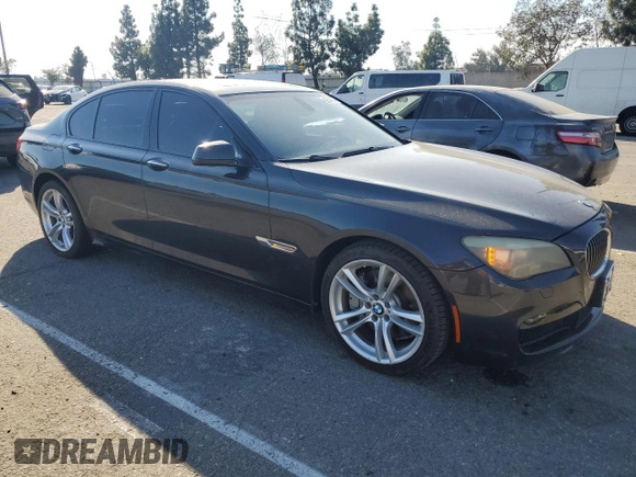 2011 BMW 7 Series 750i with VIN WBAKA8C58BCY37296, listed as a Copart auction lot 80540904 with 158,632 mi miles and Clean title. Bid and sale history available at DreamBid. Image 4.