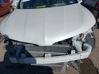 2016 Lincoln MKX Select with VIN 2LMTJ6KR1GBL75185, listed as a IAAI auction lot 41706363 with 135,844 mi miles and . Bid and sale history available at carsss.com. Image 13.