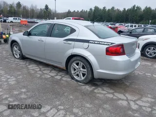 2012 Dodge Avenger SXT with VIN 1C3CDZCB5CN103557, listed as a IAAI auction lot 42178356 with 171,483 mi miles and . Bid and sale history available at carsss.com. Image 3.