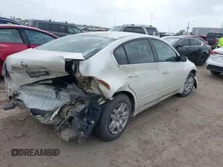 2009 Nissan Altima SL with VIN 1N4AL21EX9N537305, listed as a IAAI auction lot 41958558 with 179,070 mi miles and . Bid and sale history available at DreamBid. Image 4.