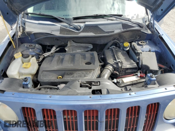 2007 Jeep Patriot Limited z VIN 1J8FF48W37D286057, wystawiony jako Copart lot #54796445 z przebiegiem 182 696 mil mil oraz Szkoda całkowita • Salvage title. Historia ofert i sprzedaży dostępna na DreamBid. Obrazek 11.