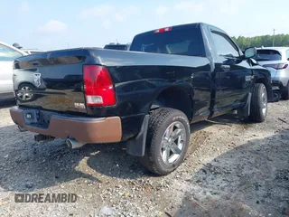 2013 Ram 1500 Express z VIN 3C6JR6AT5DG509659, wystawiony jako IAAI lot #42682018 z przebiegiem 138 816 mil mil oraz . Historia ofert i sprzedaży dostępna na DreamBid. Obrazek 4.