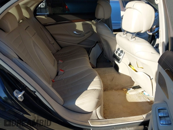 2015 Mercedes-Benz S-Class S 550 with VIN WDDUG8CB0FA077923, listed as a IAAI auction lot 41337033 with 121,957 mi miles. Bid and sale history available at carsss.com. Image 8.
