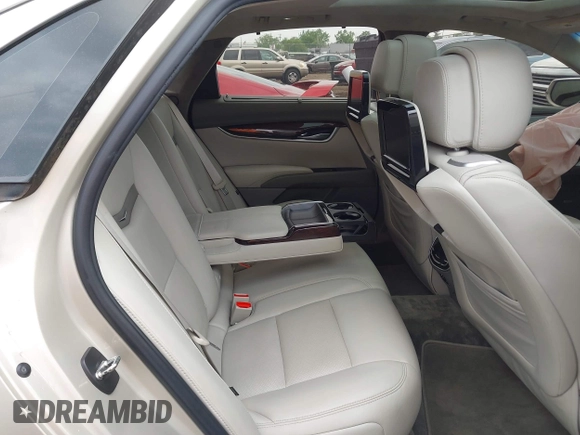 2014 Cadillac XTS Platinum z VIN 2G61T5S31E9209179, wystawiony jako IAAI lot #42241440 z przebiegiem 79 651 mil mil oraz . Historia ofert i sprzedaży dostępna na DreamBid. Obrazek 8.