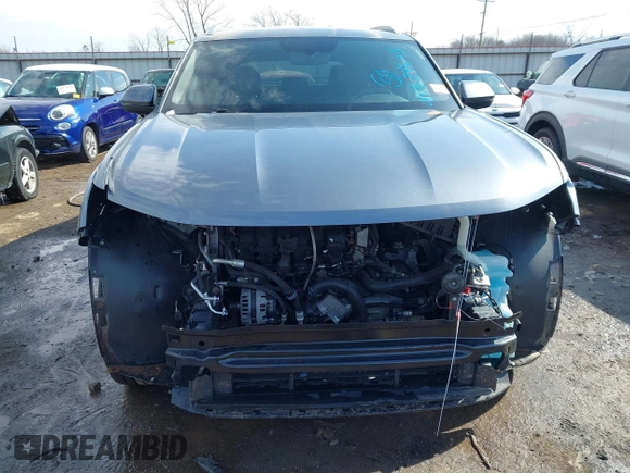 2020 Volkswagen Atlas SE z VIN 1V21E2CA9LC211835, wystawiony jako IAAI lot #41574645 z przebiegiem 50 586 mil mil oraz . Historia ofert i sprzedaży dostępna na DreamBid. Obrazek 13.