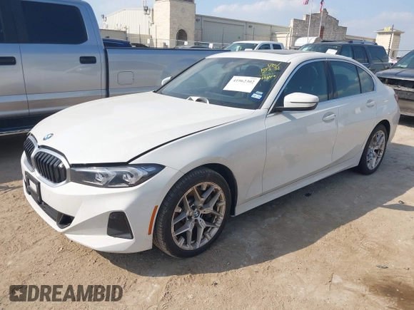 2025 BMW 3 Series 330i with VIN 3MW69CW03S8E96913, listed as a IAAI auction lot 41962302 with 13,154 mi miles and . Bid and sale history available at carsss.com. Image 17.