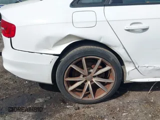 2016 Audi A4 Premium с VIN WAUAFAFL6GN015929, выставлен на аукционе IAAI как лот 41889476 с пробегом 165 184 миль миль и . История ставок и продаж доступна на DreamBid. Изображение 17.