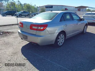 2009 Lincoln MKZ with VIN 3LNHM26T49R603563, listed as a IAAI auction lot 41822110 with 140,504 mi miles and . Bid and sale history available at DreamBid. Image 4.