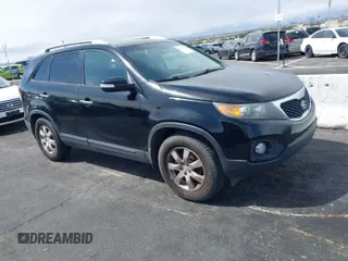 2012 Kia Sorento LX with VIN 5XYKT3A61CG191690, listed as a IAAI auction lot 41931216 with 182,619 mi miles. Bid and sale history available at carsss.com. Image 1.