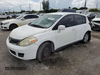 2011 Nissan Versa S with VIN 3N1BC1CP4BL453528, listed as a Copart auction lot 60897035 with 179,938 mi miles and Salvage title. Bid and sale history available at DreamBid. Image 1.
