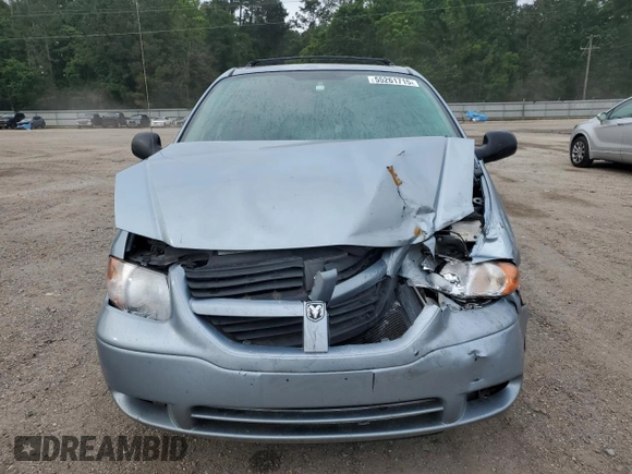 2006 Dodge Caravan SXT with VIN 1D4GP45R26B607591, listed as a Copart auction lot 55261715 with 174,486 mi miles and Salvage Title. Bid and sale history available at DreamBid. Image 5.