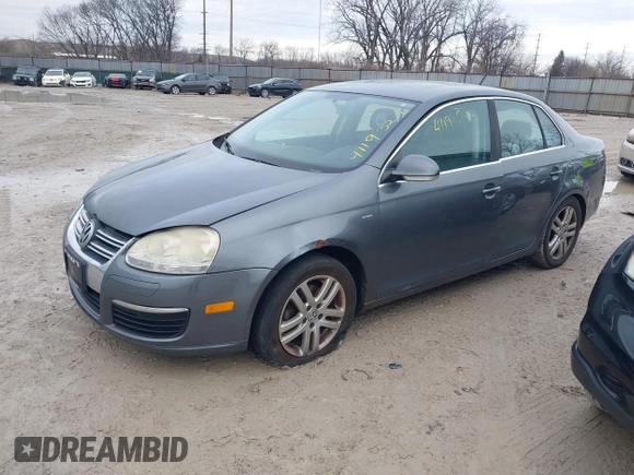 2007 Volkswagen Jetta Wolfsburg Edition с VIN 3VWEF71K97M077502, выставлен на аукционе IAAI как лот 41193243 с пробегом 135 259 миль миль и . История ставок и продаж доступна на DreamBid. Изображение 2.