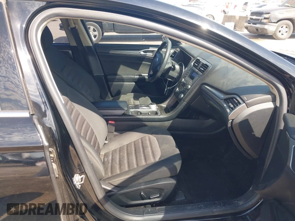 2018 Ford Fusion SE z VIN 3FA6P0H74JR125761, wystawiony jako IAAI lot #41992708 z przebiegiem 102 242 mil mil oraz . Historia ofert i sprzedaży dostępna na DreamBid. Obrazek 5.