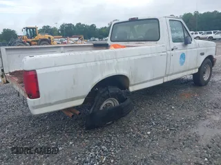 1996 Ford F-250 с VIN 2FTHF25H8TCA53537, выставлен на аукционе IAAI как лот 42463376 с пробегом Не указан миль и . История ставок и продаж доступна на DreamBid. Изображение 4.