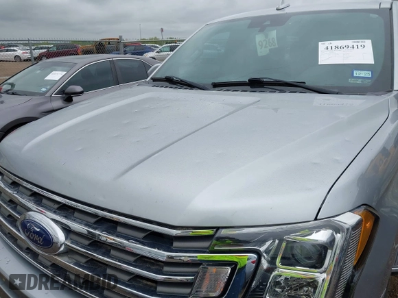2020 Ford Expedition XLT with VIN 1FMJU1HT9LEA86179, listed as a IAAI auction lot 41869419 with 90,512 mi miles and . Bid and sale history available at DreamBid. Image 6.