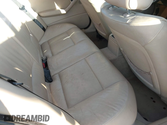 2003 BMW 3 Series 330i with VIN WBAEV53493KM30960, listed as a IAAI auction lot 41420568 with 192,456 mi miles. Bid and sale history available at carsss.com. Image 8.