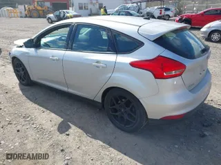 2016 Ford Focus SE with VIN 1FADP3K26GL321391, listed as a IAAI auction lot 41988249 with 82,222 mi miles. Bid and sale history available at carsss.com. Image 3.