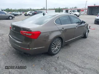 2015 Kia Cadenza Premium with VIN KNALN4D7XF5178326, listed as a IAAI auction lot 41629460 with 92,125 mi miles. Bid and sale history available at carsss.com. Image 4.