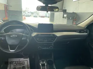 2020 Ford Escape SEL z VIN 1FMCU9H69LUA59992, wystawiony jako IAAI lot #42797223 z przebiegiem 87 913 mil mil oraz . Historia ofert i sprzedaży dostępna na DreamBid. Obrazek 20.
