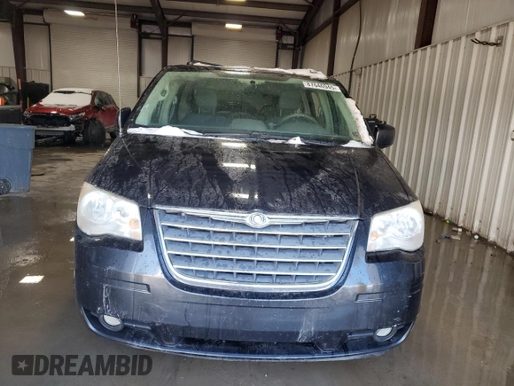 2009 Chrysler Town & Country Touring with VIN 2A8HR54169R665716, listed as a Copart auction lot 87646945 with 152,563 mi miles and Salvage Title. Bid and sale history available at DreamBid. Image 5.