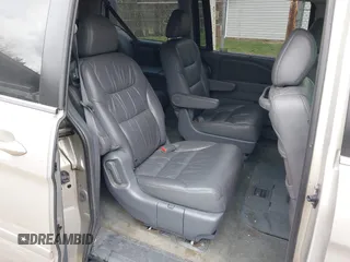 2006 Honda Odyssey EX-L with VIN 5FNRL38656B401515, listed as a IAAI auction lot 40887899 with 241,327 mi miles. Bid and sale history available at carsss.com. Image 8.