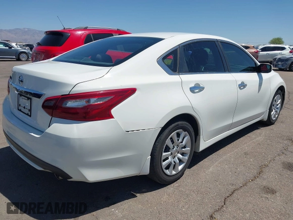 2018 Nissan Altima 2.5 SR with VIN 1N4AL3AP6JC299492, listed as a IAAI auction lot 42137817 with 109,367 mi miles. Bid and sale history available at carsss.com. Image 4.