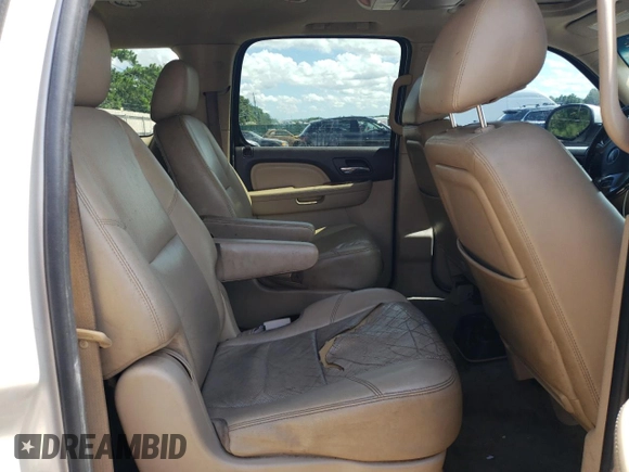 2011 GMC Yukon XL Denali with VIN 1GKS1MEF0BR314275, listed as a Copart auction lot 63796214 with 176,438 mi miles and Salvage Title. Bid and sale history available at carsss.com. Image 11.