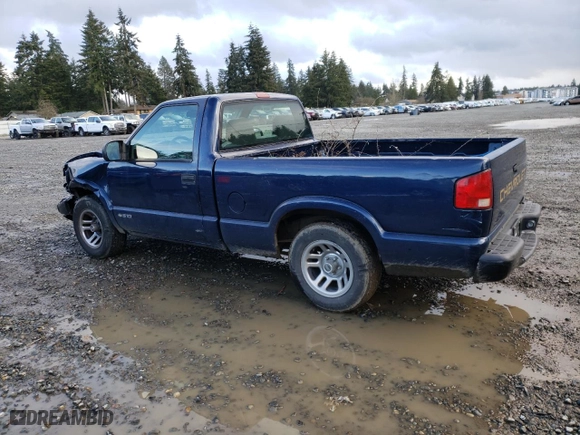 2000 Chevrolet S-10 LS with VIN 1GCCS1449Y8130785, listed as a Copart auction lot 47471365 with 75,343 mi miles and Salvage Title. Bid and sale history available at carsss.com. Image 2.