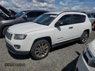 2016 Jeep Compass Sport SE z VIN 1C4NJCBA2GD590845, wystawiony jako Copart lot #74262304 z przebiegiem 125 381 mil mil oraz Szkoda całkowita • Salvage title. Historia ofert i sprzedaży dostępna na DreamBid. Obrazek 1.