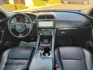 2019 Jaguar F-Pace 25t Premium с VIN SADCJ2FX2KA610557, выставлен на аукционе Copart как лот 62221895 с пробегом 78 592 миль миль и Списание • Salvage title. История ставок и продаж доступна на DreamBid. Изображение 9.