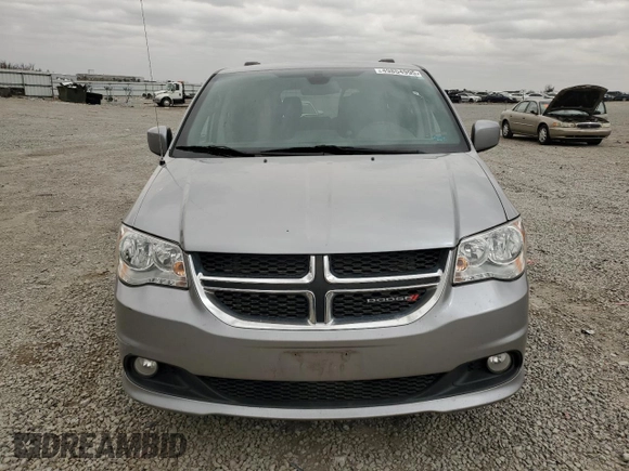 2019 Dodge Grand Caravan SXT with VIN 2C4RDGCG8KR512773, listed as a Copart auction lot 49854995 with 111,434 mi miles and Salvage Title. Bid and sale history available at DreamBid. Image 5.