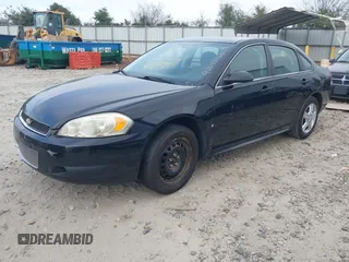 2014 Chevrolet Impala Limited Police Police with VIN 2G1WD5E35E1183561, listed as a IAAI auction lot 41693465 with 125,974 mi miles. Bid and sale history available at carsss.com. Image 2.