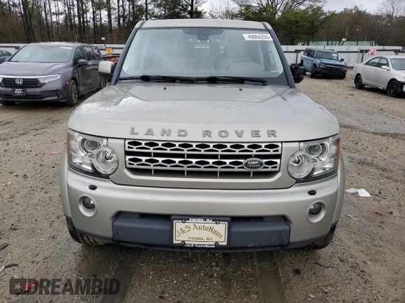 2011 Land Rover LR4 HSE with VIN SALAG2D46BA558420, listed as a Copart auction lot 49062255 with 136,409 mi miles and Salvage Title. Bid and sale history available at DreamBid. Image 5.