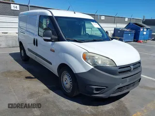 2016 Ram ProMaster City Cargo Tradesman z VIN ZFBERFAT3G6B35896, wystawiony jako IAAI lot #42840182 z przebiegiem 200 238 mil mil oraz . Historia ofert i sprzedaży dostępna na DreamBid. Obrazek 1.