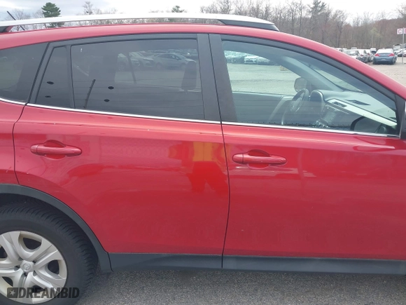 2015 Toyota RAV4 LE with VIN 2T3BFREV0FW249192, listed as a IAAI auction lot 42093933 with 170,222 mi miles. Bid and sale history available at carsss.com. Image 13.