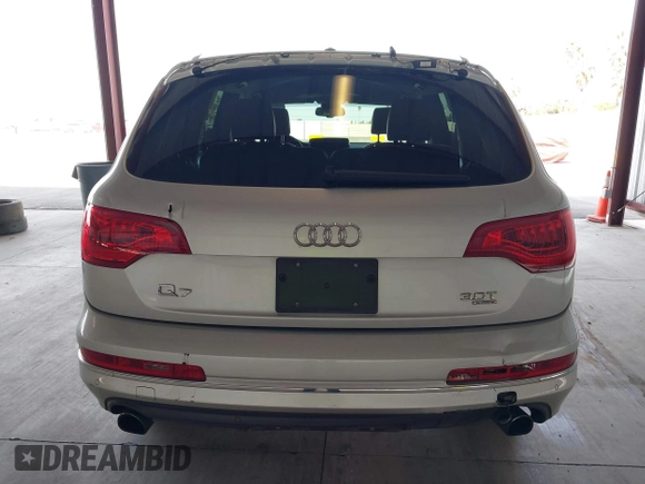 2015 Audi Q7 3.0T Premium with VIN WA1CGAFE9FD026724, listed as a IAAI auction lot 41740073 with 71,505 mi miles. Bid and sale history available at carsss.com. Image 16.