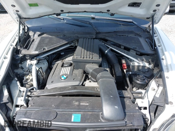 2007 BMW X5 3.0si z VIN 4USFE435X7LY80508, wystawiony jako IAAI lot #42126085 z przebiegiem 168 711 mil mil oraz . Historia ofert i sprzedaży dostępna na DreamBid. Obrazek 10.