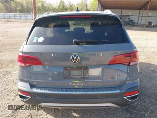 2022 Volkswagen Taos SE z VIN 3VVLX7B26NM077297, wystawiony jako IAAI lot #41846563 z przebiegiem 63 161 mil mil oraz . Historia ofert i sprzedaży dostępna na DreamBid. Obrazek 17.