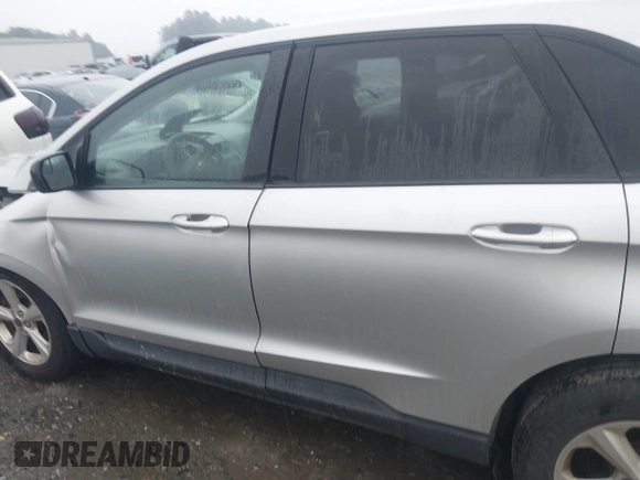 2015 Ford Edge SE z VIN 2FMTK4G84FBC18732, wystawiony jako IAAI lot #40458954 z przebiegiem 145 045 mil mil oraz . Historia ofert i sprzedaży dostępna na DreamBid. Obrazek 14.