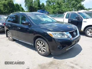 2014 Nissan Pathfinder S with VIN 5N1AR2MM7EC616167, listed as a IAAI auction lot 42667792 with 180,816 mi miles and . Bid and sale history available at DreamBid. Image 1.