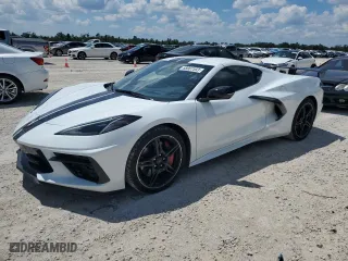 2020 Chevrolet Corvette 2LT with VIN 1G1Y72D47L5114052, listed as a Copart auction lot 68007553 with 5,933 mi miles. Bid and sale history available at carsss.com. Image 1.