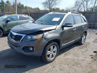 2012 Kia Sorento EX with VIN 5XYKUDA29CG285901, listed as a IAAI auction lot 42072736 with 152,991 mi miles. Bid and sale history available at carsss.com. Image 2.